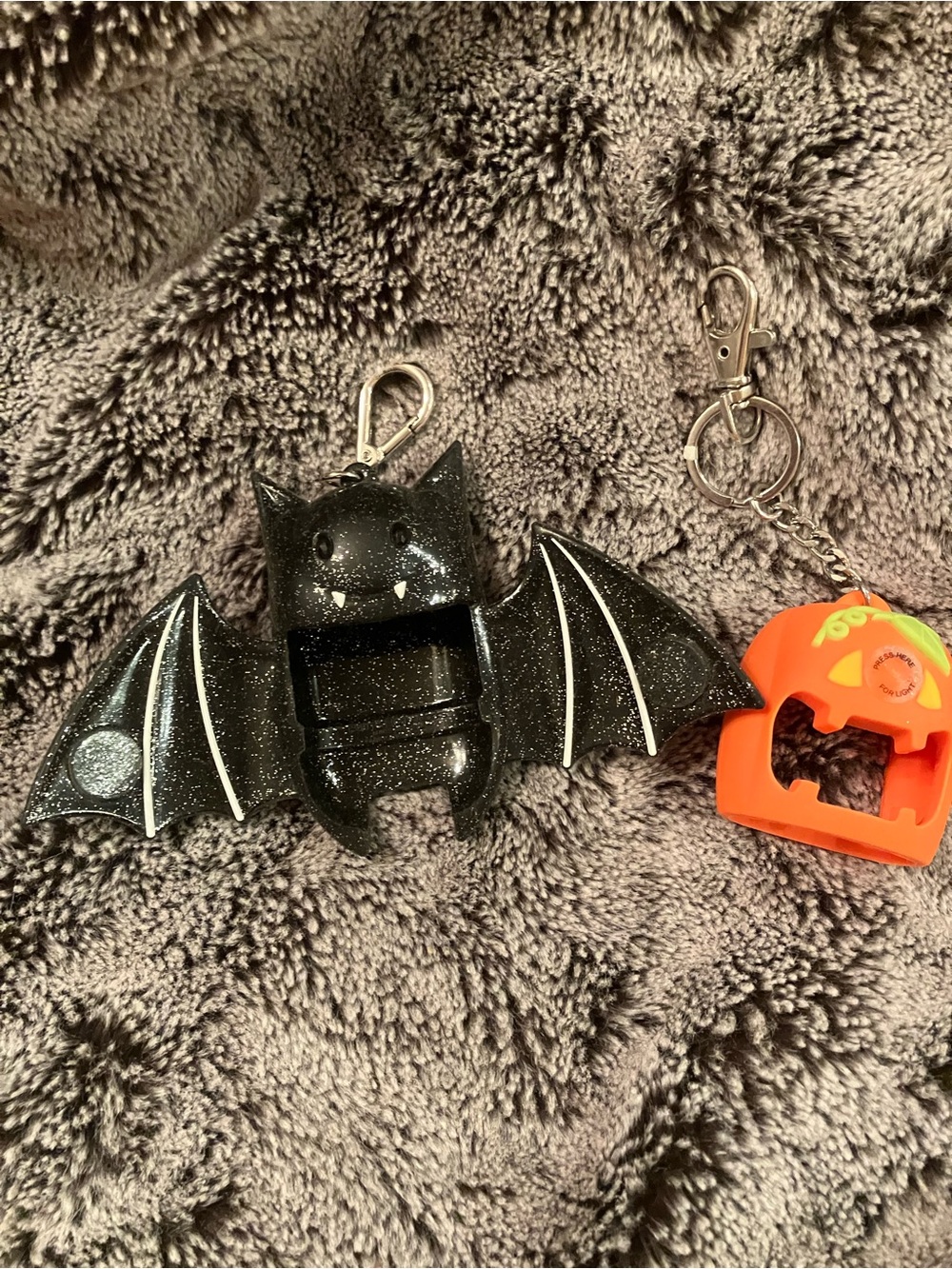 Halloween 🎃 2 bath and body works hand sanitizer holder pumpkin and bat